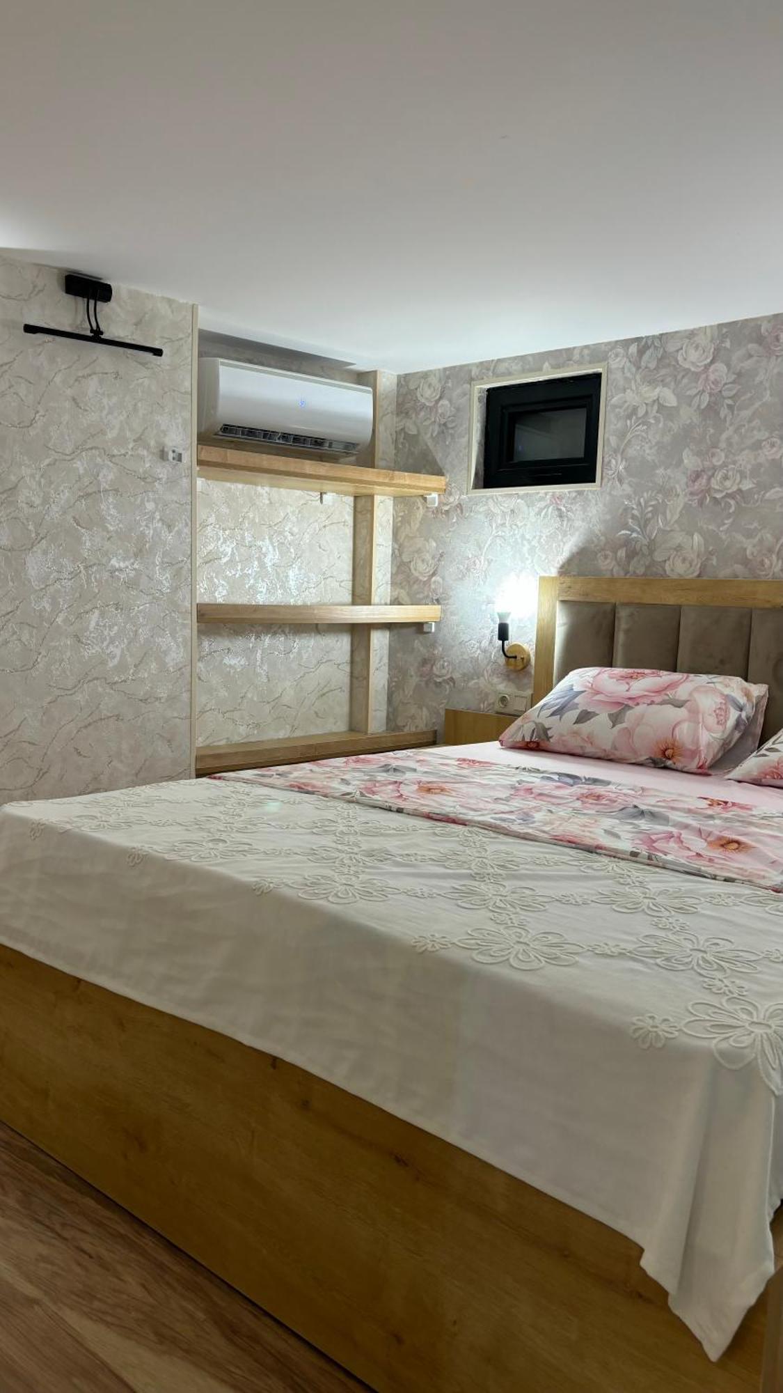 Made With Love Apartment Tbilisi Eksteriør bilde