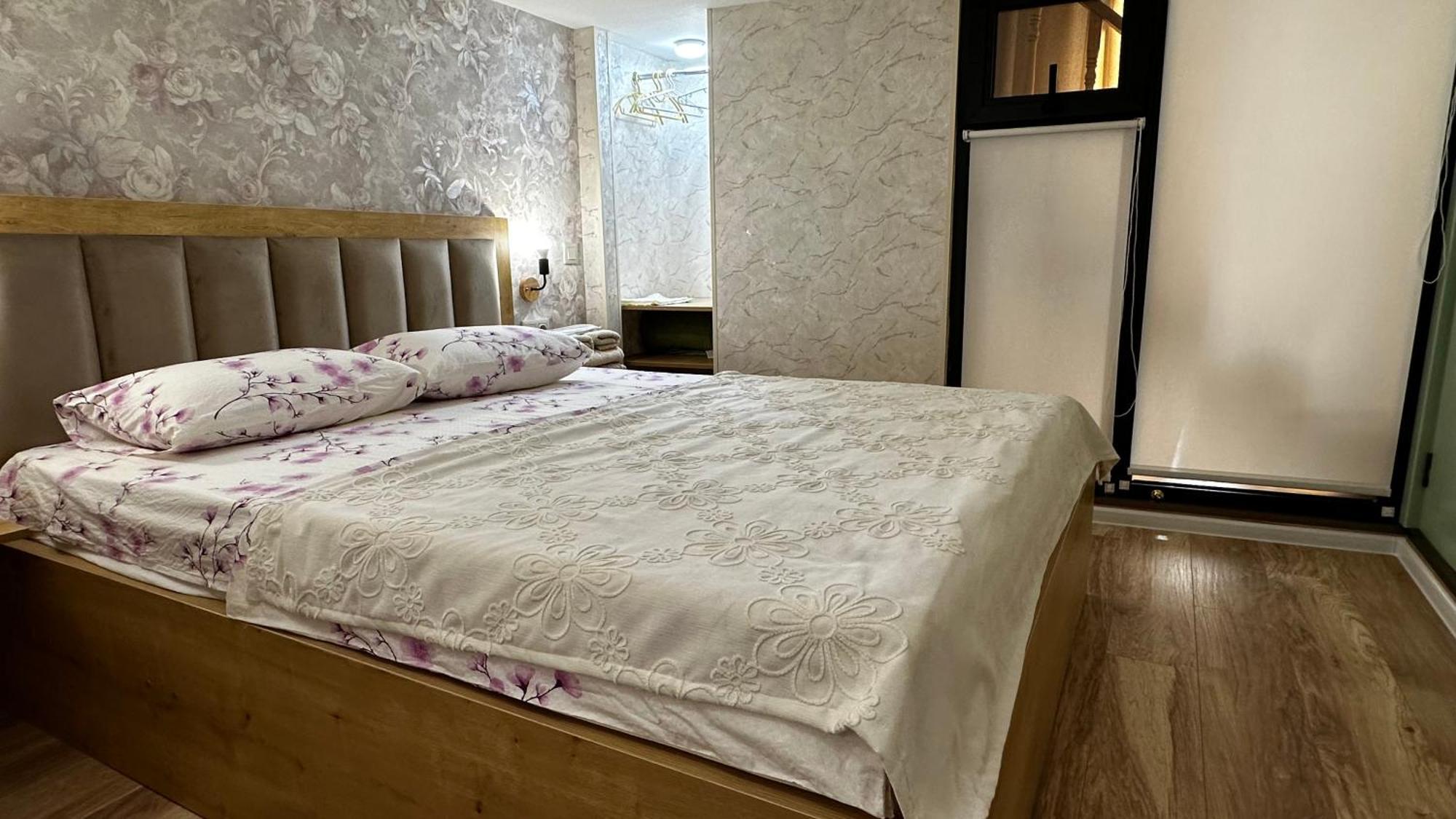 Made With Love Apartment Tbilisi Eksteriør bilde